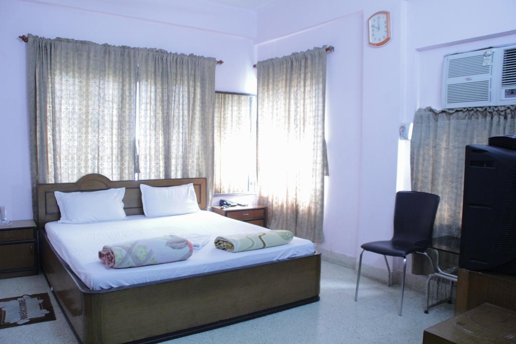 New Metro Guest House Колката Екстериор снимка